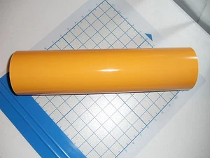 Yellow Lumina serie 4200 de FDC | Rollo de vinilo adhesivo - 15" x 30' (10 yardas) - Imagen 1 de 1