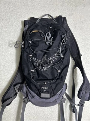 Mochila Hidrohidratación Agua Osprey Viper 7 Sin Vejiga Negra Gris Una Cremallera Foto 1 de 4