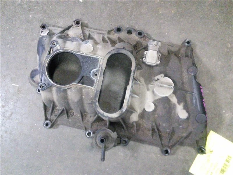 进气歧管 8-305 5.0L 上部适合 96-02 EXPRESS 1500 范 245494 — 第 1/1 张图片