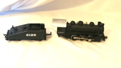 Bachman HO Scale 0-6-0 Locomotive & Slope Tender Santa Fe - Image 1 of 4