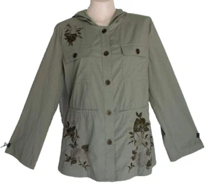 NWT Chico's Zenergy 1 M Sage Green Neema Embroidered Utility Hooded Jacket - Picture 1 of 6