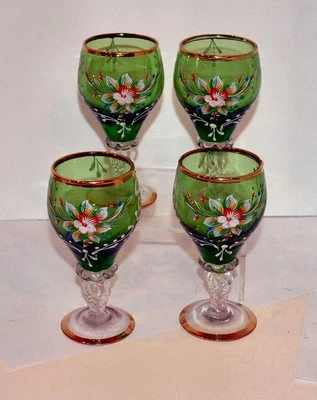 4 Vintage Czech Bohemian Green & Gold Painted Floral Cordial Glasses - Image 1 of 4