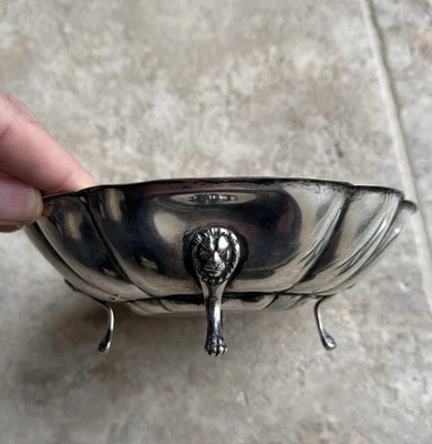 Ancienne Coupe Argent Massif - Sur Pieds Forme Lion 19ème - 139 gr - Photo 1/4