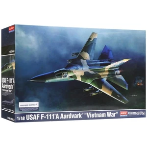 Academy F-111A Aardvark Maßstab 1:48 Modellbausatz USAF Vietnam Ära Jagdbomber - Bild 1 von 6