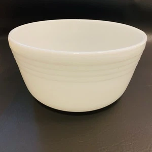 Vintage Pyrex Rührschüssel #7 Hamilton Beach gerippt weiß Milchglas 8,5" x 5,5" - Bild 1 von 6