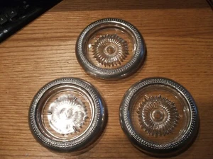Drei alte 4 Zoll Durchmesser Glasuntersetzer Ea. Markiert STERLING-STC, KOSTENLOSER VERSAND - Bild 1 von 3