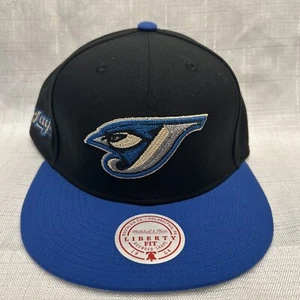 Men's Toronto Blue Jays MLB Mitchell & Ness Navy Black Evergreen Snapback Hat - Picture 1 of 5