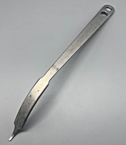 Innomed 6205 Long Curved Bent Hohmann Retractor - Narrow - Picture 1 of 7