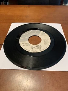 CAROLE KING 45 RPM -"Jazzman" & "You Go Your Way, I'll Go Mine" Cleaned/Tested - Picture 1 of 6