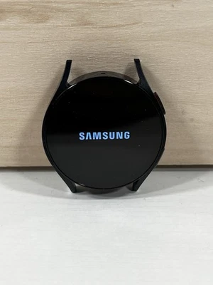 Умные часы Samsung Galaxy Watch6 40 мм графитовый Bluetooth SM-R930NZKAXAA - Изображение 1 из 4
