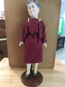Effanbee Eleanor Roosevelt Doll With Stand - Picture 1 of 2