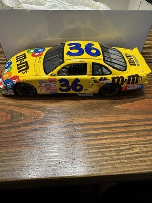 Action Racing #36 Ken Schrader M&M’s Keep Back New Driver 2000 Grand Prix 1:24 - Image 1 of 4
