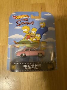 Hot Wheels 2017 Retro Entertainment The Simpsons Family Car (Pink)  Real Riders!