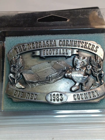 VTG 1983 Limited Edition Nebraska Cornhuskers Football Pewter Ernme Belt Buckle Cover