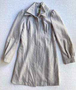 Abrigo Coche Elevenses Anthropologie Chaquetón de Lana Mujer Talla 4 Gris Claro Botón - Imagen 1 de 8