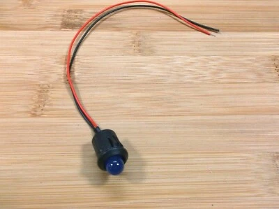 BBT Super Brillante 12 Voltios Azul LED 3/8" Luz de Cortesía  Foto 1 de 4