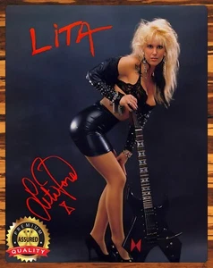 Lita Ford - Regreso a la cueva - Reimpresión autografiada - Letrero de metal 11 x 14 - Imagen 1 de 5