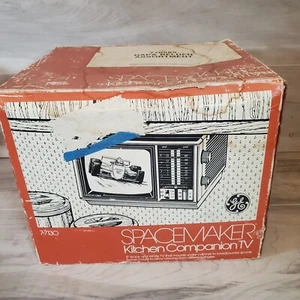 GE Spacemaker 5" B/W TV mounts New in Box VHF UHF Under Kitchen Cabinet Rare - Picture 1 of 19