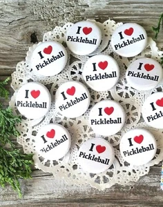 Pickle Ball Pins 1 1/4" Pinback Buttons Party Gastgeschenk USA Pickleball (10/Set) - Bild 1 von 5