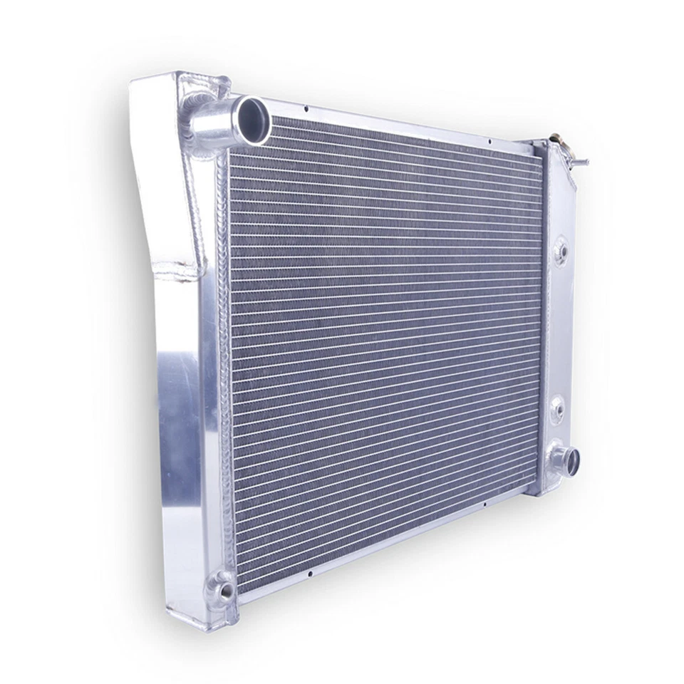 3 Row Aluminum Radiator for 1980-1987 Oldsmobile Cutlass / Chevy Monte Carlo - Imagem 1 de 4