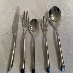 Nambe Frond 5-Piece Place Setting, Service for One, Stainless Steel - Silver - Picture 1 of 6