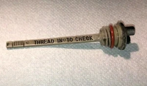 Briggs & Stratton. B&S. 691913 MESSSTAB. 3,5, 3,75 und 4 PS Motoren - Bild 1 von 2