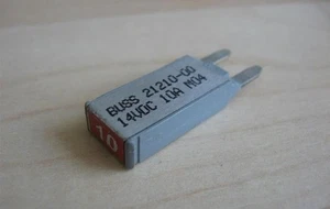 Bussmann 21210-00 CB212-10 Automotive Circuit Breaker Fuse 10A 10Amps #M147CB - Picture 1 of 7