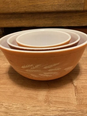 PYREX Autumn Harvest Wheat Nested Mixing Bowls Set Of 3 2.5l, 1.5l & 750 Ml - Image 1 of 4