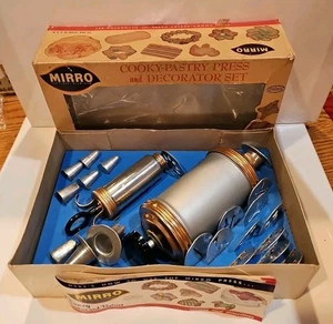 Vintage Mirro Aluminium Kochen Kekse Gebäck Presse Dekorateur Set mit Box - Bild 1 von 18