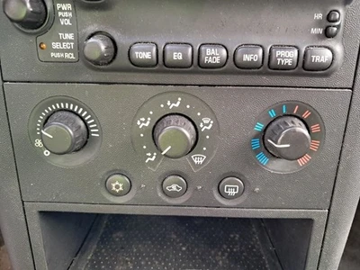 Control de clima manual Opt C67 compatible con 04-08 GRAND PRIX 431184 Foto 1 de 4