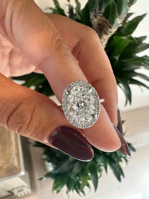 3.15 Ct Oval-Cut G/VS1 Lab Grown Diamond Halo Wedding Ring 14k White Gold - Image 1 of 4