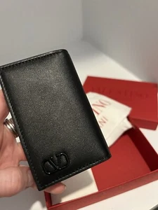 Auth Valentino Garavani Leather V Logo Tri-Fold Leather Key Case Ring Black - Picture 1 of 9