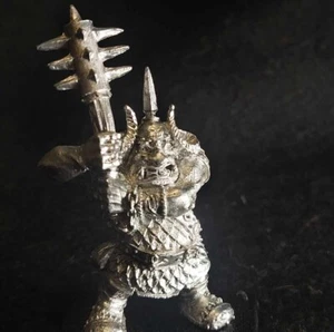 Giant Ogre w Two-Handed Mace Vintage Metal Warhammer Miniature by Michael Perry - Picture 1 of 7