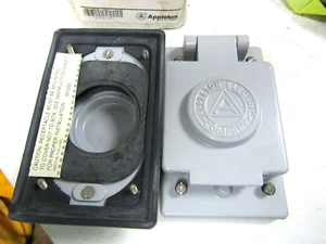 ┥ 2) NUEVA CUBIERTA DE RECEPTÁCULO DE ALUMINIO APPLETON RESISTENTE A LA INTEMPERIE FSK-WR2 LOTE DE 2 - Imagen 1 de 4