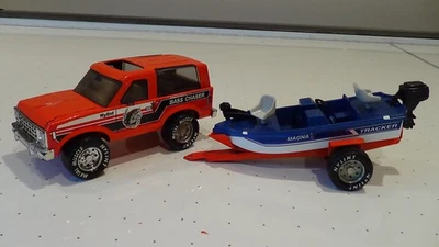 1980-е винтажные аксессуары NYLINT Ford Bronco Bass Chaser для лодочного прицепа грузовика - Изображение 1 из 4