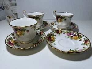 Vintage Royal Albert Old Country Roses Bone China Tea Cups And Saucer 7 pc - Picture 1 of 6