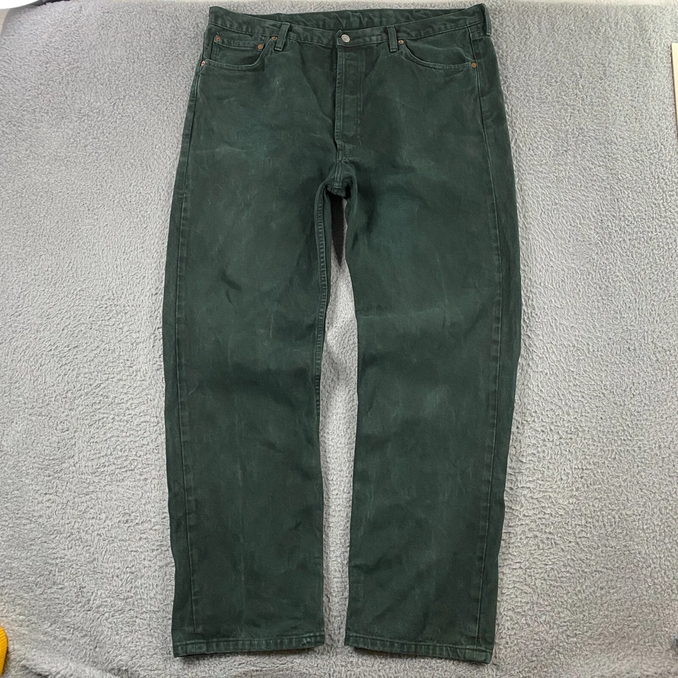 Jeans Levi's 501 vintage años 90 talla 42x32 se adapta a 40x32 verde botón mosca hechos en EE. UU. Foto 1 de 4