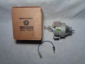 NOS Mopar 1970-71 Big Block Electronic Vacuum Advance - Picture 1 of 2