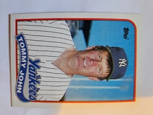 Topps Tommy John 1989 #359 casi nuevo - Imagen 1 de 1