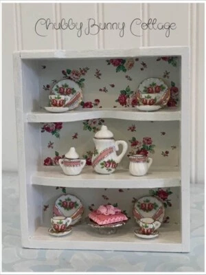 Потертый романтический коттедж ядро ​​крошечный розовый чайный набор полка - Изображение 1 из 4