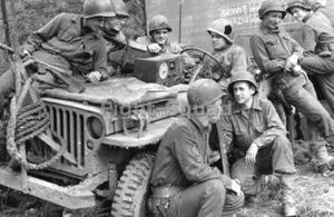 WW2 Picture Photo GIs gather around a Jeep hear radio broadcast 4053 - Picture 1 of 2