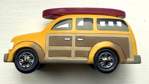 Zahnbürstenhalter Surfin’ Safari Woody Wagon mit Surfbrett - Bild 1 von 6