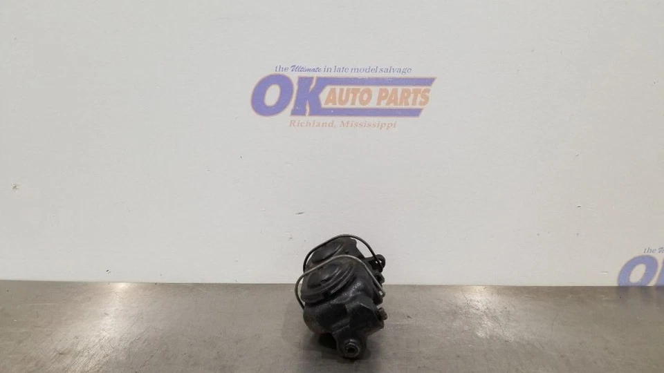 75 CHEVY CORVETTE C3 CILINDRO MESTRE DE FREIO 5460346 - Imagem 1 de 4