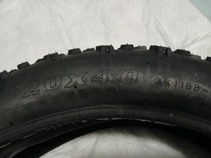 Pneumatico grasso eBike 20x4.0 gatto nero resistente - Foto 1 di 9