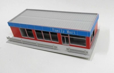 HO scale building Roadside Convenience Store OO gauge model train layout Q17 - Image 1 of 4