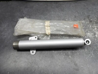 1960-70’s Yamaha Enduro AT1 DT1 DT2 NOS Fork Leg        2828 - Image 1 of 4