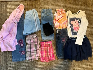 17 GIRLS CLOTHING BUNDLE. SEASONAL MIX - Picture 1 of 3