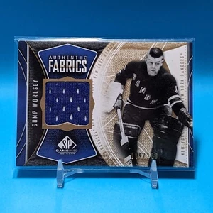 Gump Worsley SP Juego Usado Telas Auténticas #AF-GW, 2009-10, NYR - Imagen 1 de 2