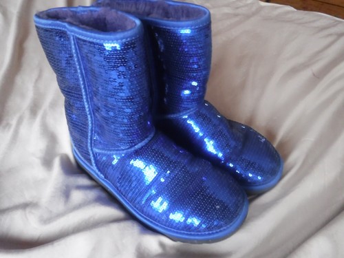 Stivali UGG donna Australia classici corti paillettes blu scintillante pelle di pecora 7 US