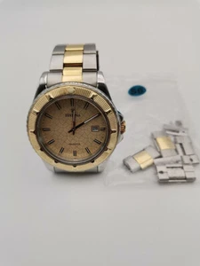 Festina Herren-Armbanduhr XL Analog Quarz Edelstahl F16683/2 - Bild 1 von 3